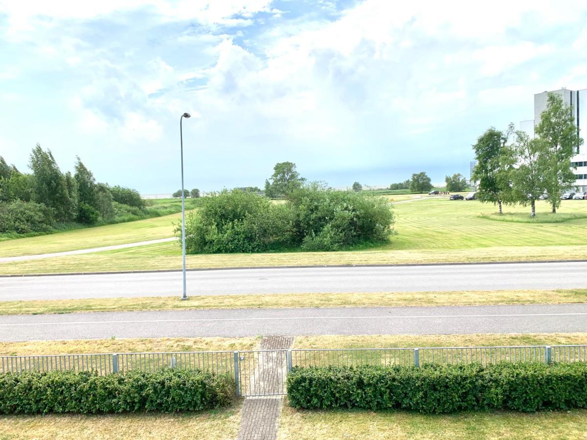 Papli Seaview Apartment Pärnu Esterno foto
