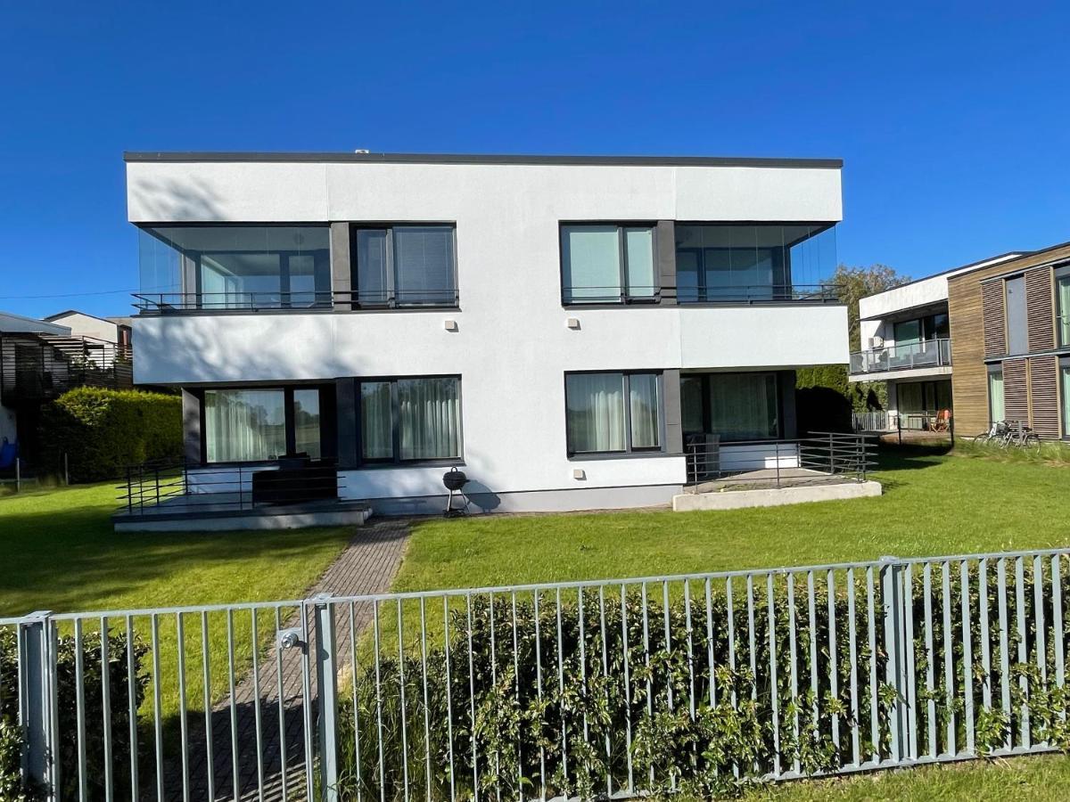 Papli Seaview Apartment Pärnu Esterno foto